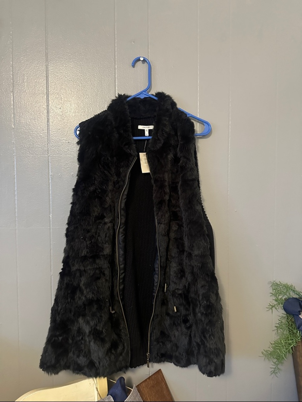 Maurices plus size Black Faux Fur Zip Vest